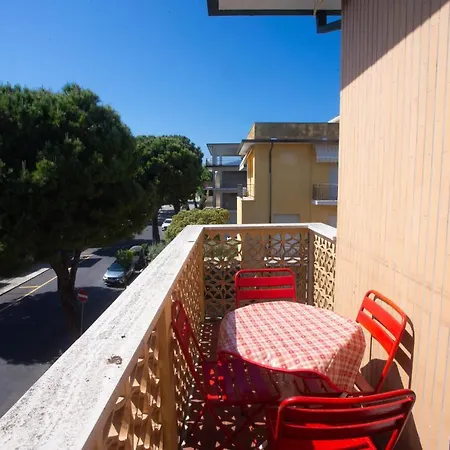 M045 - Marcelli, Quadrilocale A 50mt Dal Mare *